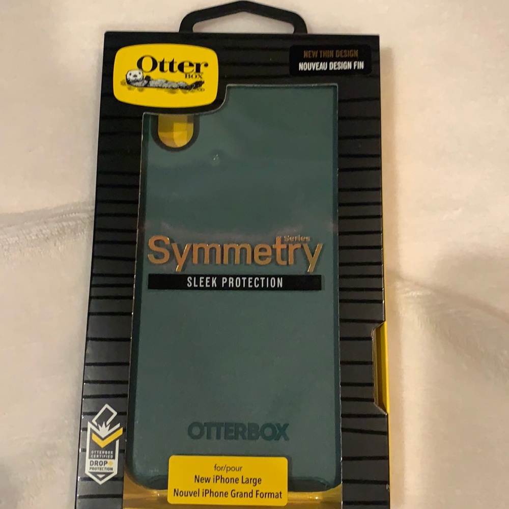 Dark green iPhone case